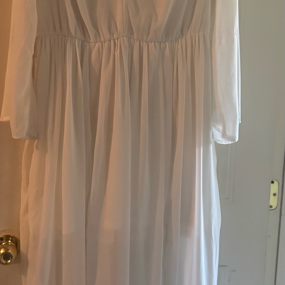 Miss Avenue Cream Maxi Dress